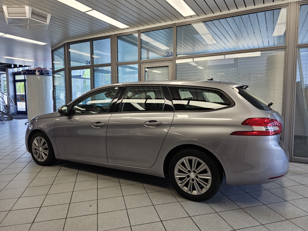 Peugeot 308 SW bei Hoffmann Automobile in Wolfsburg kaufen und sofort mitnehmen - Bild 20