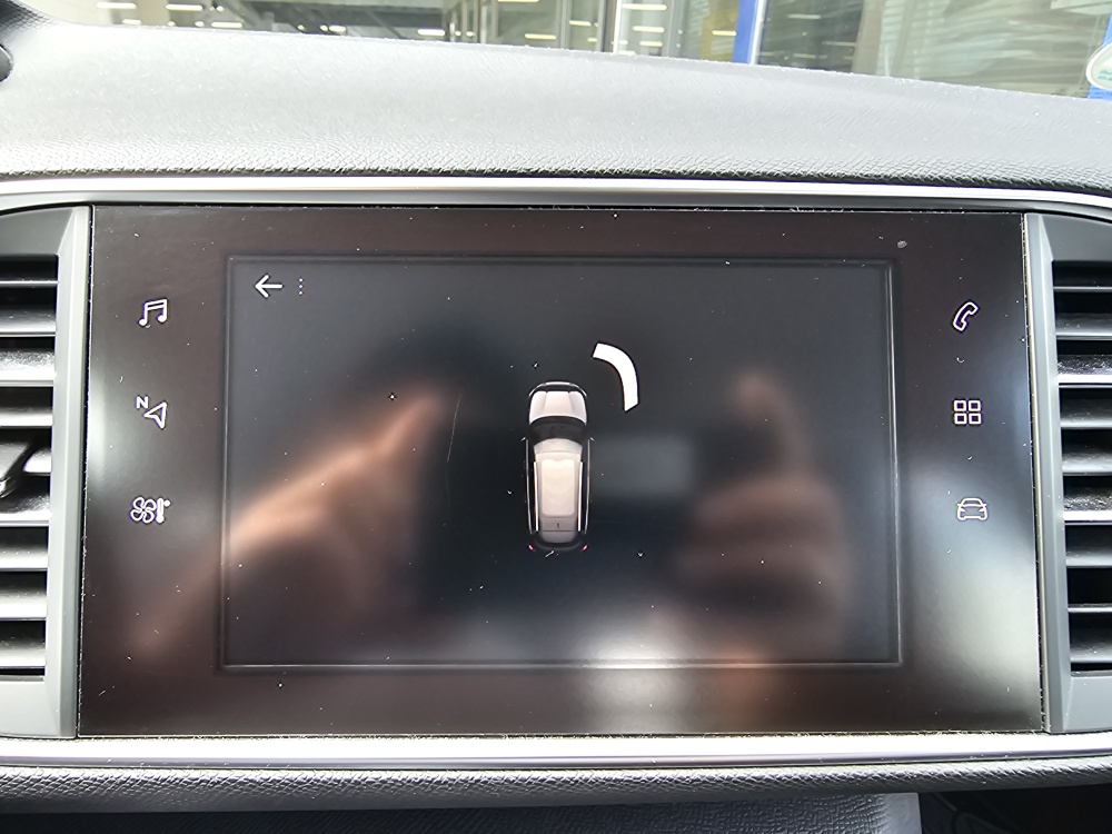 Peugeot 308 SW bei Hoffmann Automobile in Wolfsburg kaufen und sofort mitnehmen - Bild 24