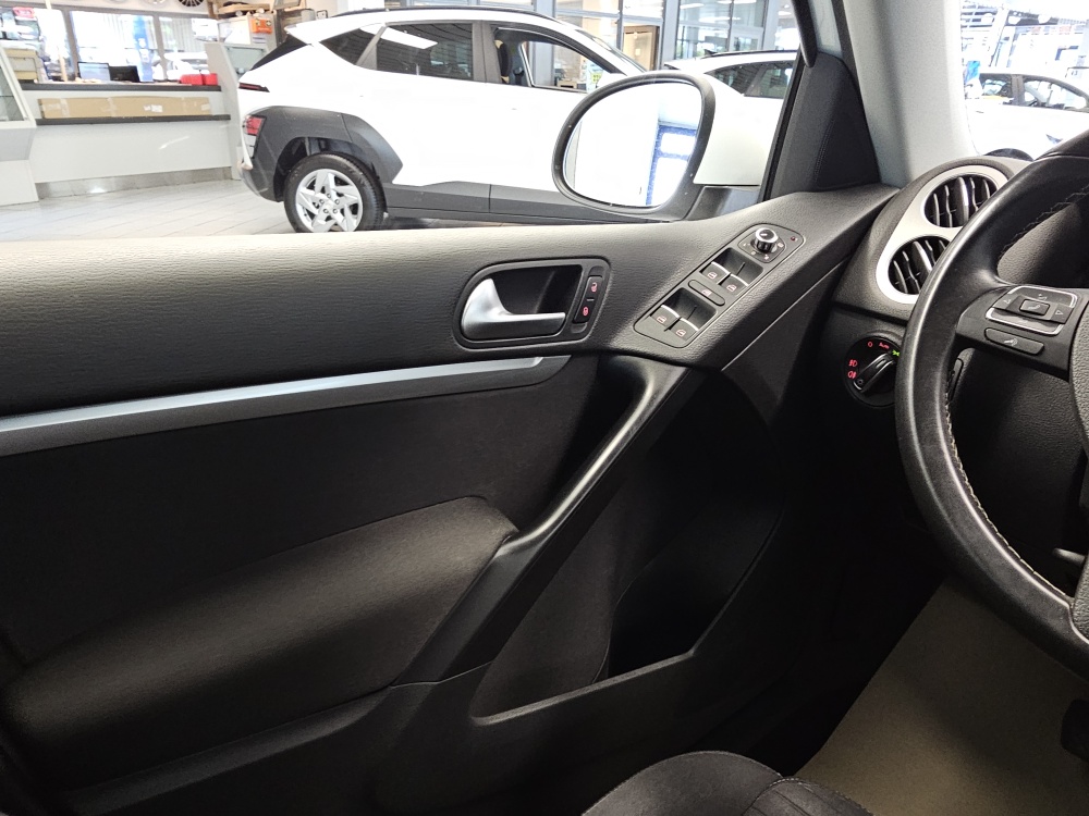 VW Tiguan bei Hoffmann Automobile in Wolfsburg kaufen und sofort mitnehmen - Bild 15