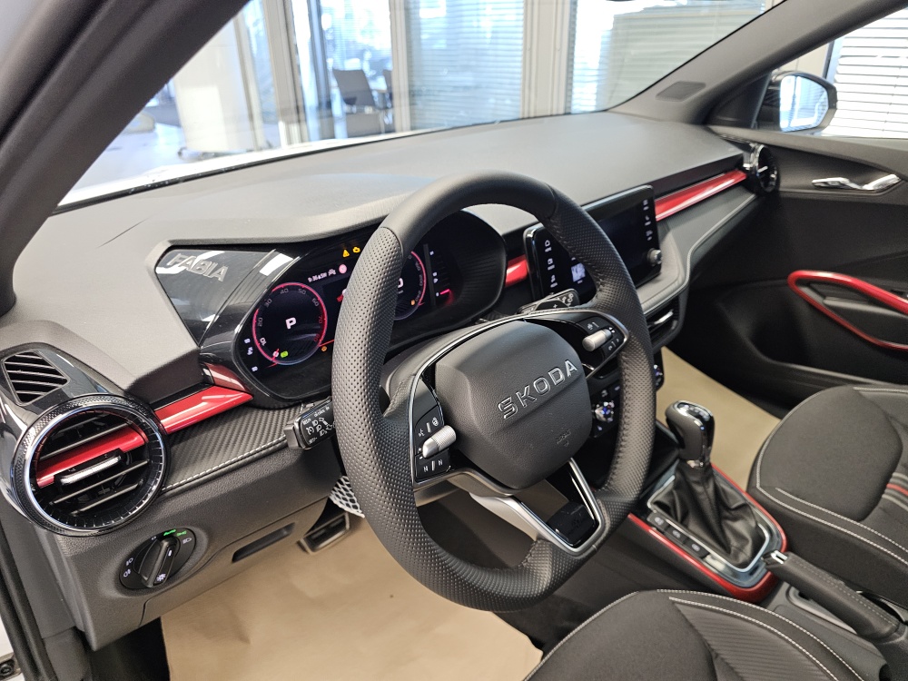 Skoda Fabia bei Hoffmann Automobile in Wolfsburg kaufen und sofort mitnehmen - Bild 21
