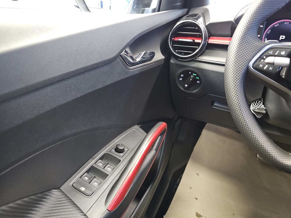 Skoda Fabia bei Hoffmann Automobile in Wolfsburg kaufen und sofort mitnehmen - Bild 18
