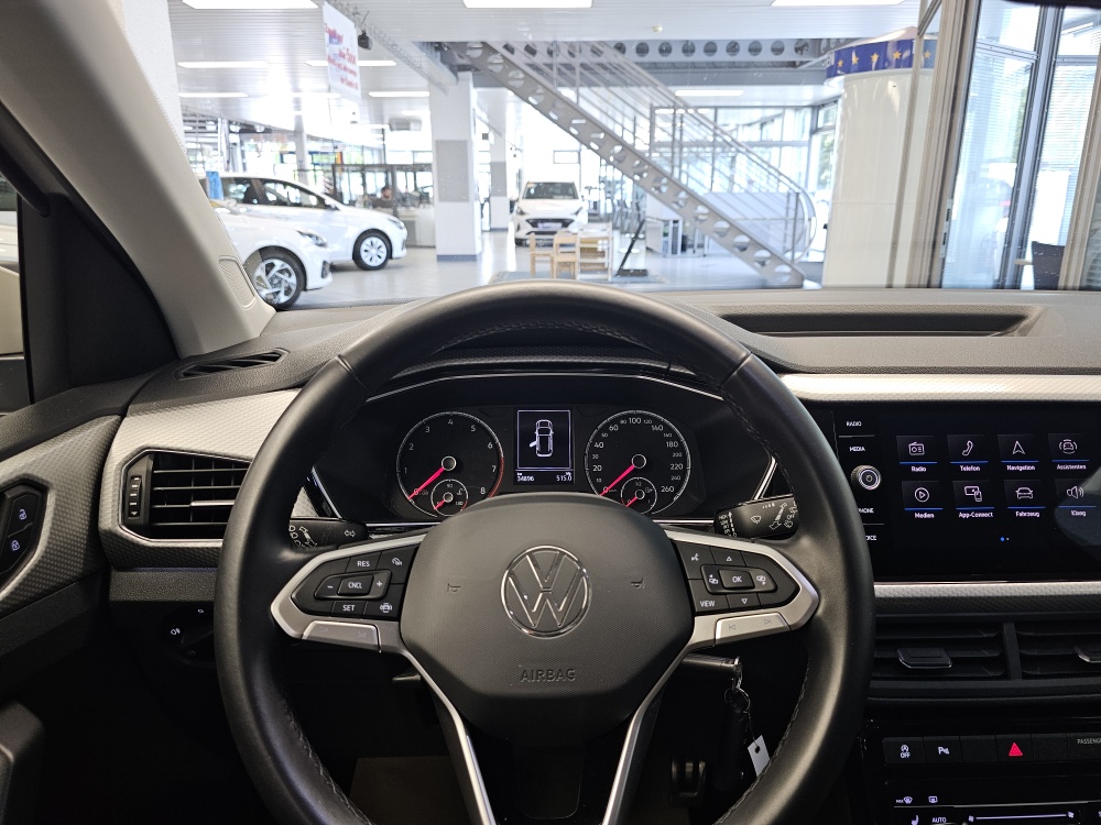 VW T-Cross bei Hoffmann Automobile in Wolfsburg kaufen und sofort mitnehmen - Bild 21