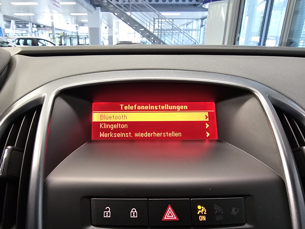 Opel Astra GTC bei Hoffmann Automobile in Wolfsburg kaufen und sofort mitnehmen - Bild 10