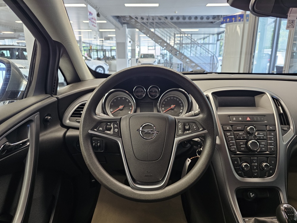 Opel Astra GTC bei Hoffmann Automobile in Wolfsburg kaufen und sofort mitnehmen - Bild 15