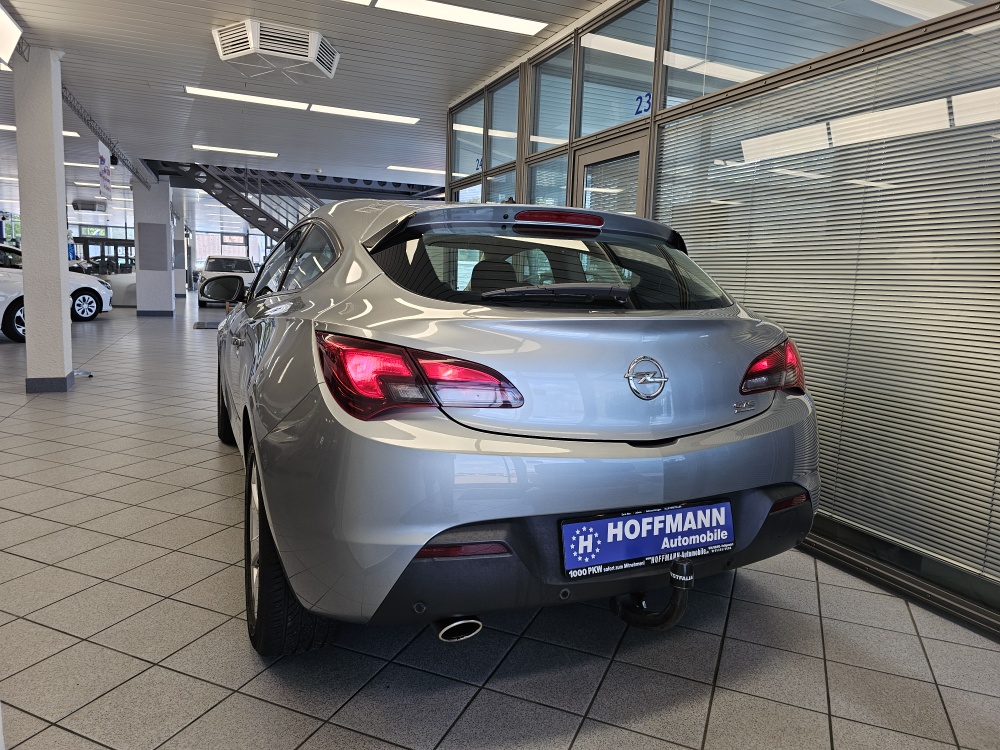 Opel Astra GTC bei Hoffmann Automobile in Wolfsburg kaufen und sofort mitnehmen - Bild 3