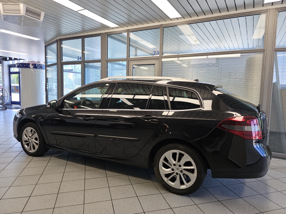 Renault Laguna Grandtour bei Hoffmann Automobile in Wolfsburg kaufen und sofort mitnehmen - Bild 22
