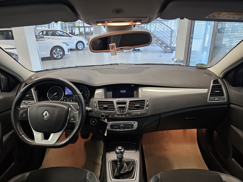 Renault Laguna Grandtour bei Hoffmann Automobile in Wolfsburg kaufen und sofort mitnehmen - Bild 5