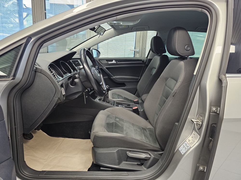 VW Golf Variant bei Hoffmann Automobile in Wolfsburg kaufen und sofort mitnehmen - Bild 23