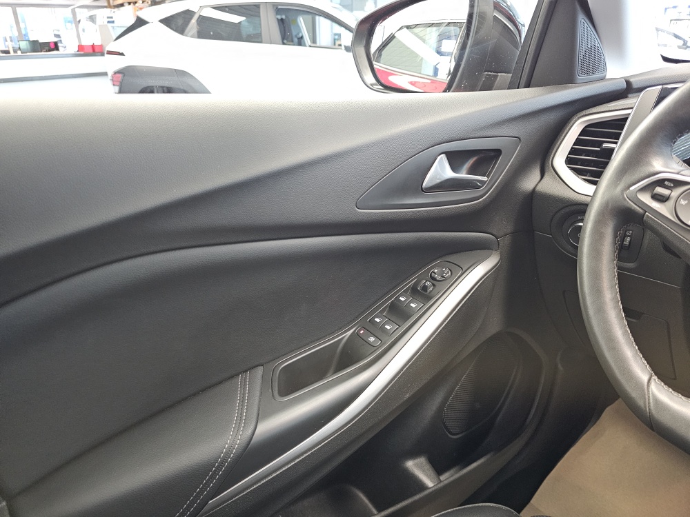 Opel Grandland (X) bei Hoffmann Automobile in Wolfsburg kaufen und sofort mitnehmen - Bild 20