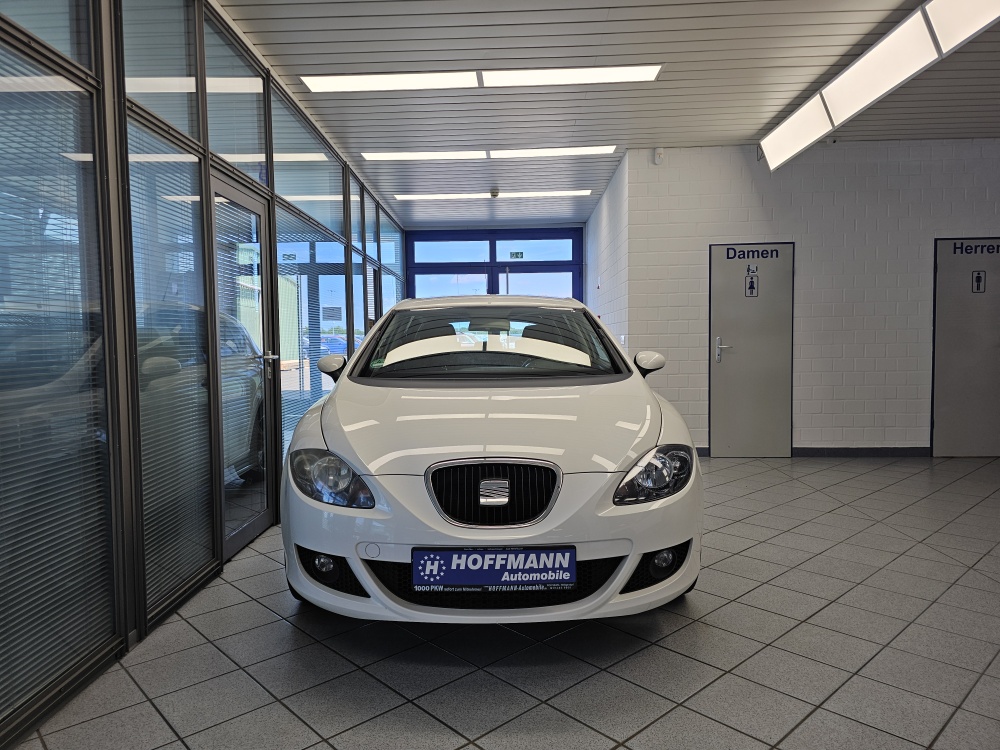 Seat Leon bei Hoffmann Automobile in Wolfsburg kaufen und sofort mitnehmen - Bild 14