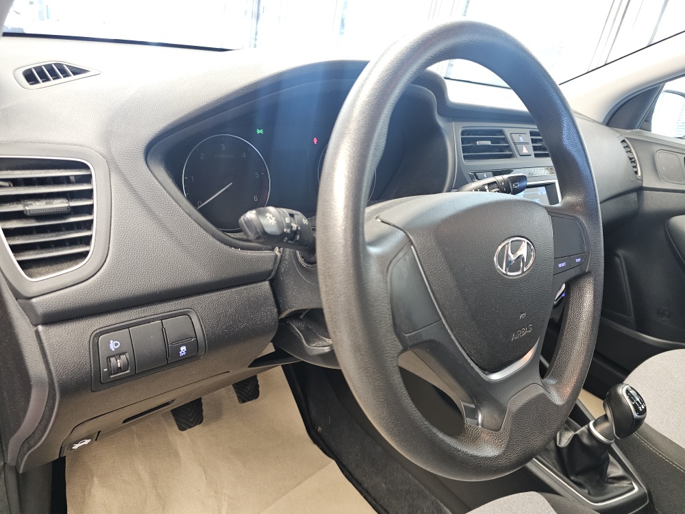 Hyundai i20 bei Hoffmann Automobile in Wolfsburg kaufen und sofort mitnehmen - Bild 13