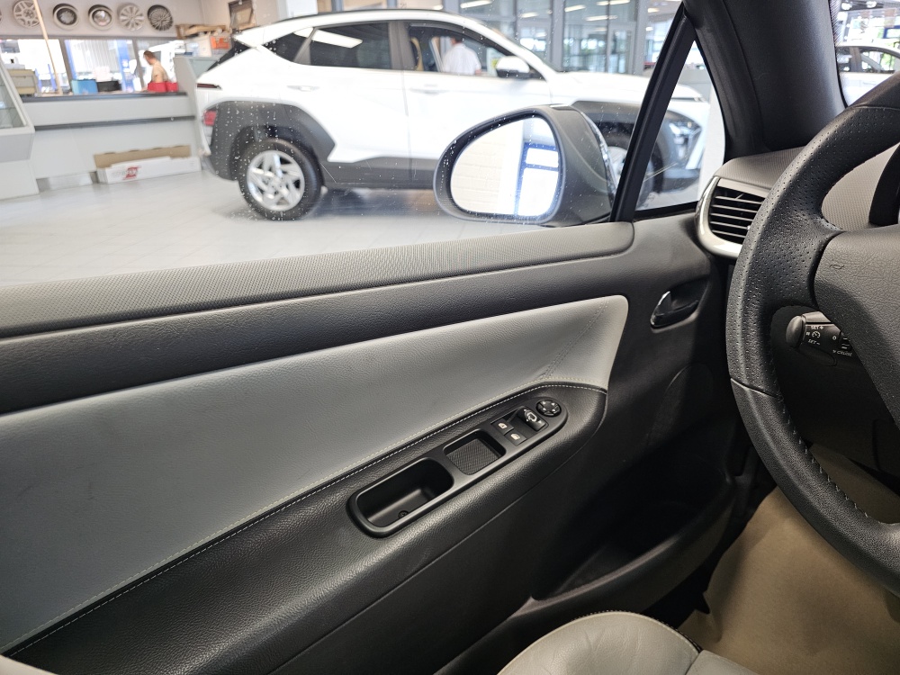Peugeot 207 CC bei Hoffmann Automobile in Wolfsburg kaufen und sofort mitnehmen - Bild 10
