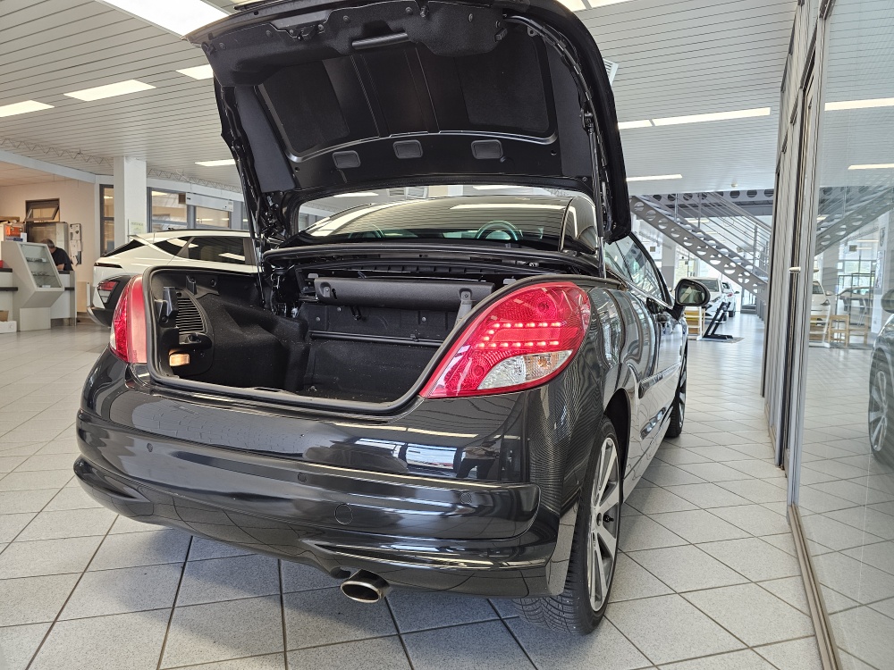 Peugeot 207 CC bei Hoffmann Automobile in Wolfsburg kaufen und sofort mitnehmen - Bild 2