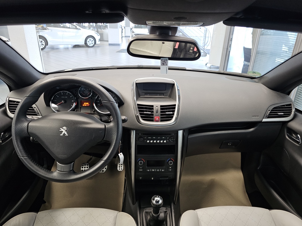 Peugeot 207 CC bei Hoffmann Automobile in Wolfsburg kaufen und sofort mitnehmen - Bild 6