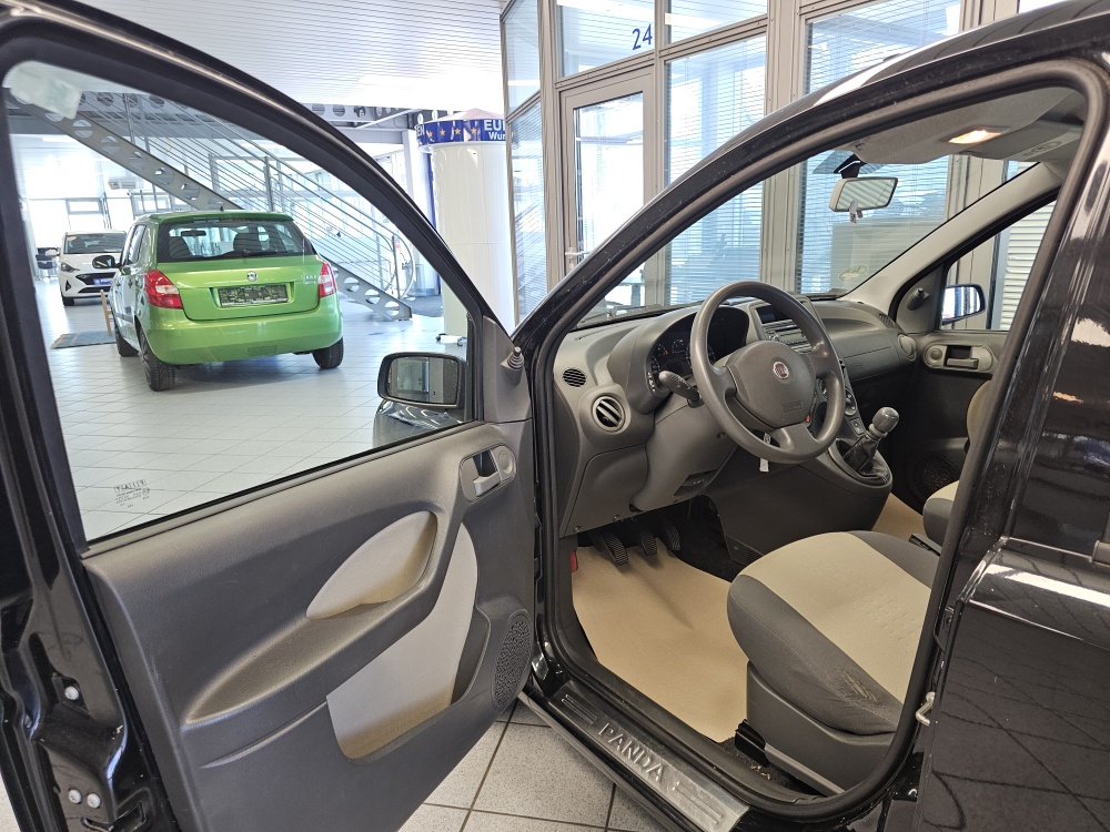 Fiat Panda bei Hoffmann Automobile in Wolfsburg kaufen und sofort mitnehmen - Bild 12