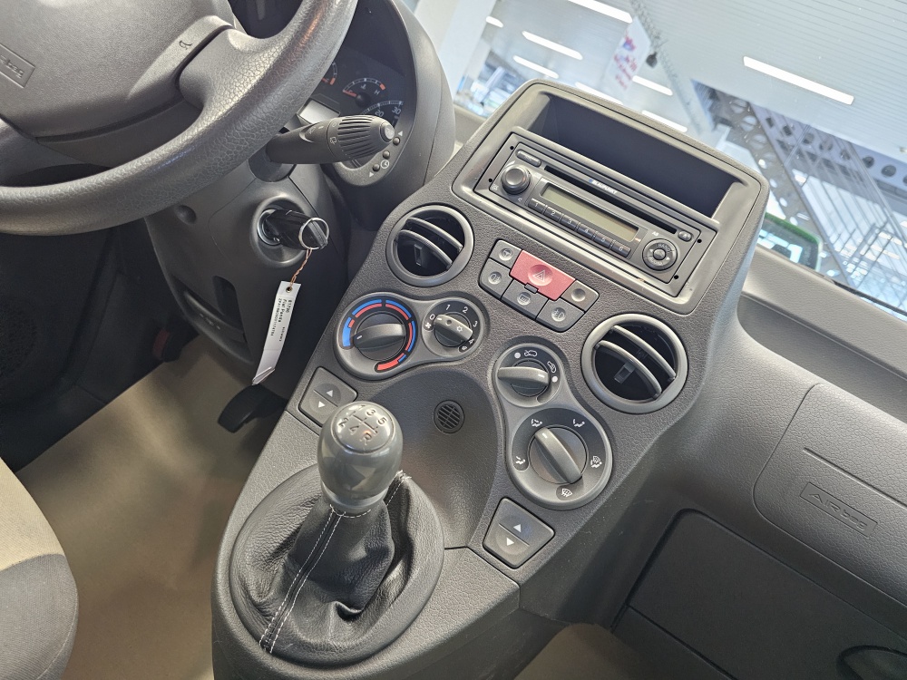 Fiat Panda bei Hoffmann Automobile in Wolfsburg kaufen und sofort mitnehmen - Bild 6