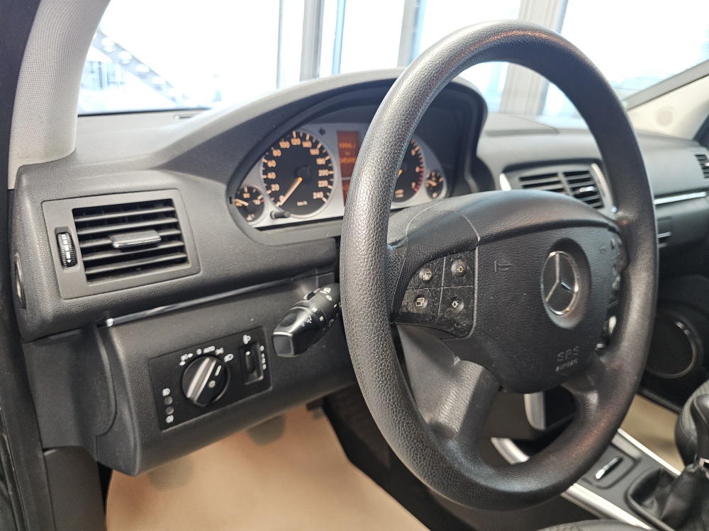 Mercedes-Benz B 170 bei Hoffmann Automobile in Wolfsburg kaufen und sofort mitnehmen - Bild 12