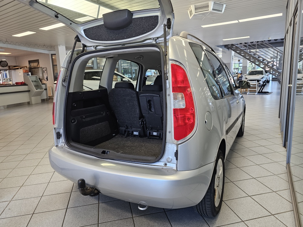 Skoda Roomster bei Hoffmann Automobile in Wolfsburg kaufen und sofort mitnehmen - Bild 2