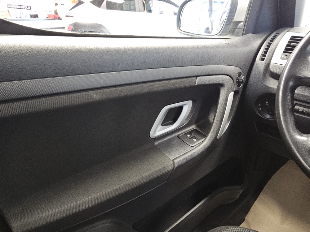 Skoda Roomster bei Hoffmann Automobile in Wolfsburg kaufen und sofort mitnehmen - Bild 9