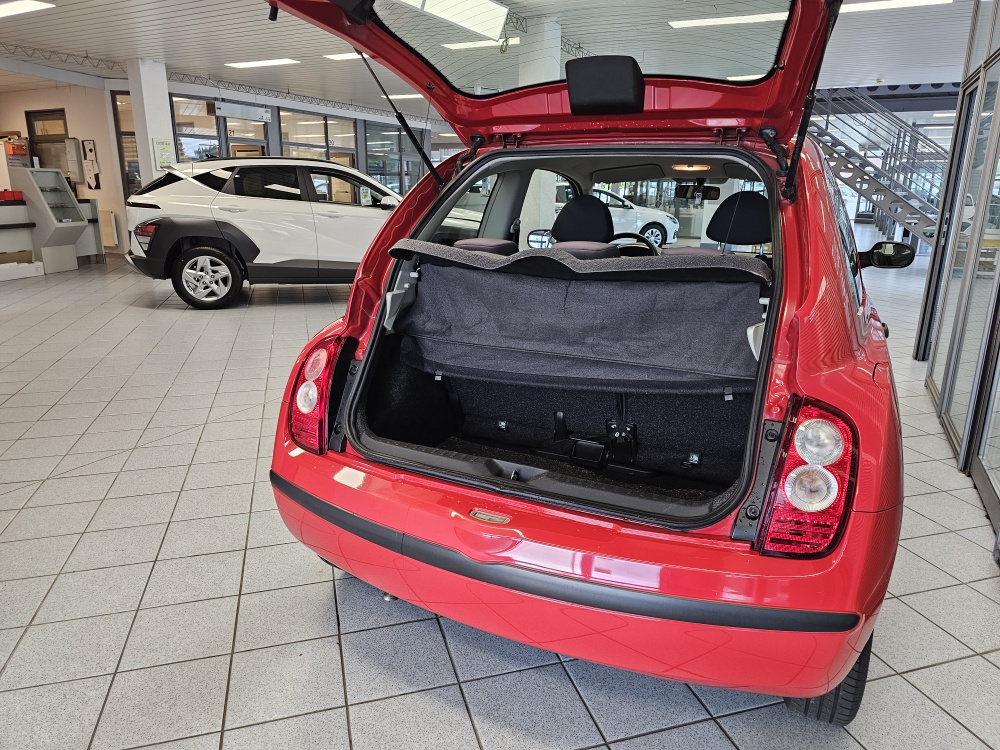Nissan Micra bei Hoffmann Automobile in Wolfsburg kaufen und sofort mitnehmen - Bild 2