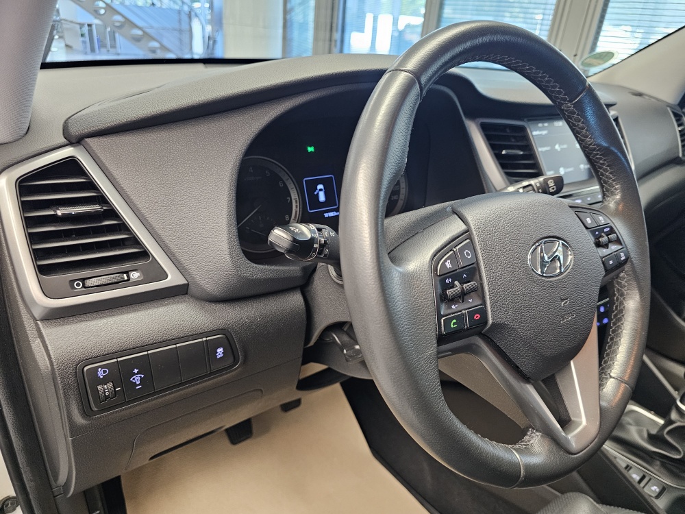 Hyundai Tucson bei Hoffmann Automobile in Wolfsburg kaufen und sofort mitnehmen - Bild 16