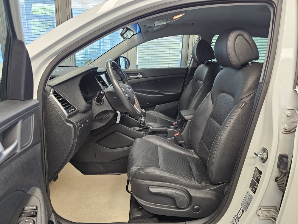 Hyundai Tucson bei Hoffmann Automobile in Wolfsburg kaufen und sofort mitnehmen - Bild 17