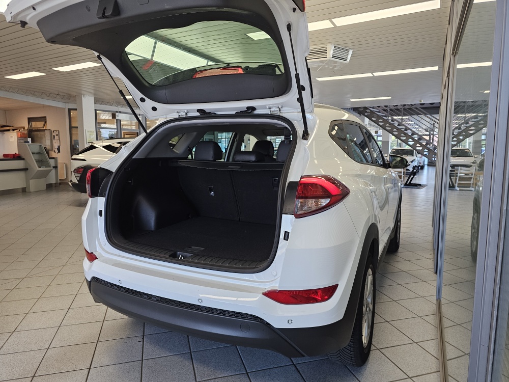 Hyundai Tucson bei Hoffmann Automobile in Wolfsburg kaufen und sofort mitnehmen - Bild 2