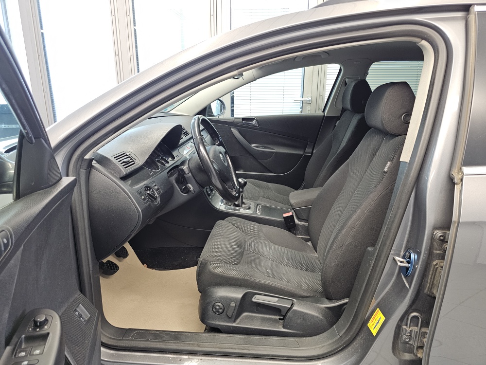 VW Passat Variant bei Hoffmann Automobile in Wolfsburg kaufen und sofort mitnehmen - Bild 14