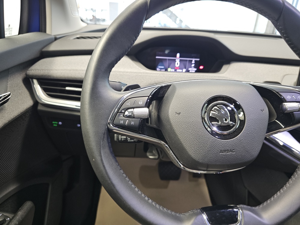 Skoda Enyaq bei Hoffmann Automobile in Wolfsburg kaufen und sofort mitnehmen - Bild 20