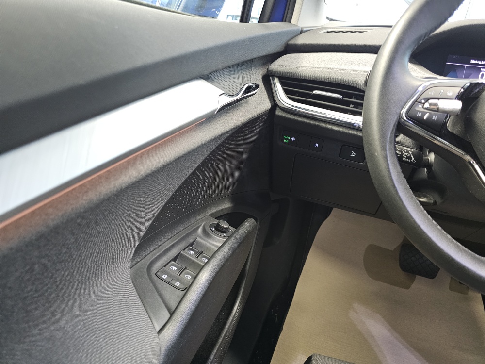 Skoda Enyaq bei Hoffmann Automobile in Wolfsburg kaufen und sofort mitnehmen - Bild 21