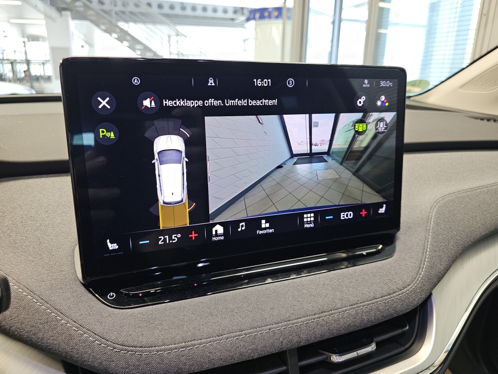 Skoda Enyaq bei Hoffmann Automobile in Wolfsburg kaufen und sofort mitnehmen - Bild 23