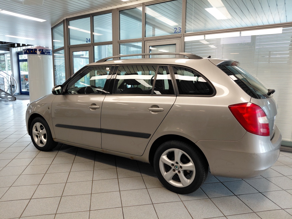 Skoda Fabia Combi bei Hoffmann Automobile in Wolfsburg kaufen und sofort mitnehmen - Bild 18