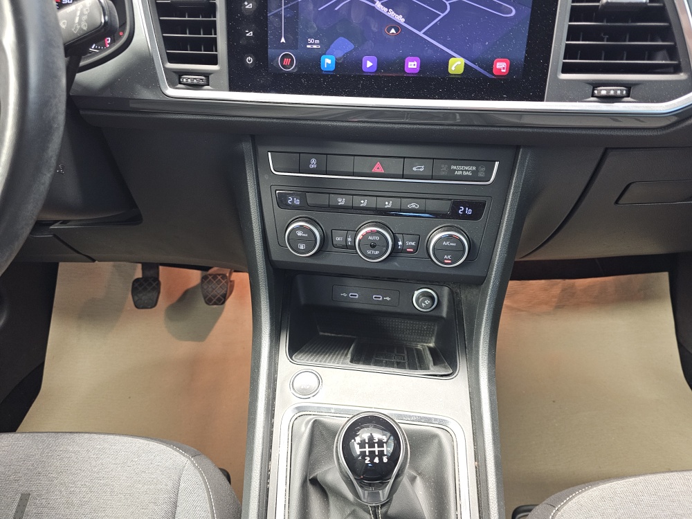Seat Ateca bei Hoffmann Automobile in Wolfsburg kaufen und sofort mitnehmen - Bild 8