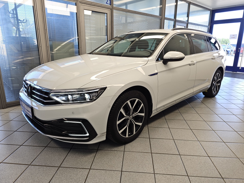 VW Passat Variant GTE für nur 24.400,- € bei Hoffmann Automobile in Wolfsburg kaufen und sofort mitnehmen