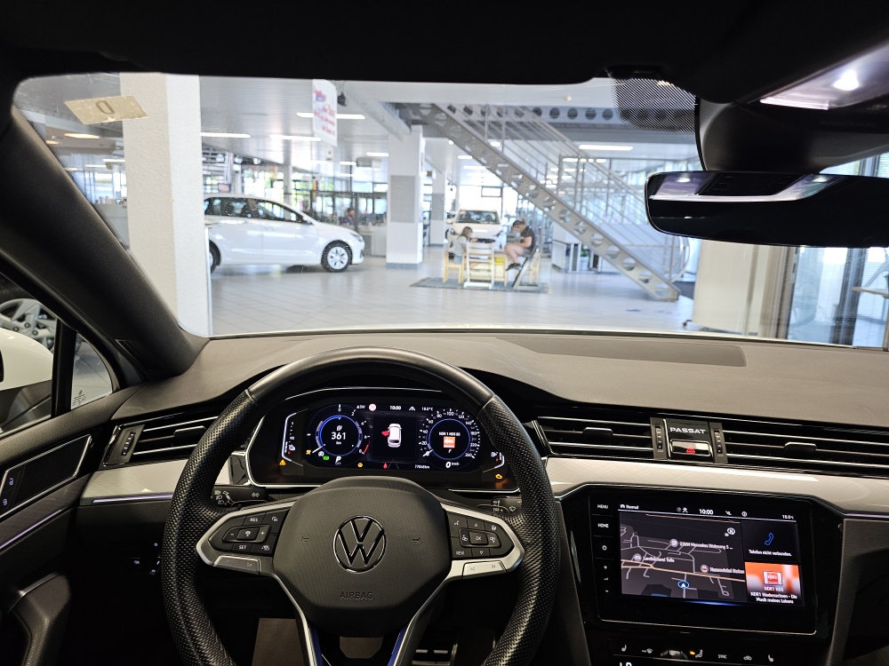 VW Passat Variant bei Hoffmann Automobile in Wolfsburg kaufen und sofort mitnehmen - Bild 24