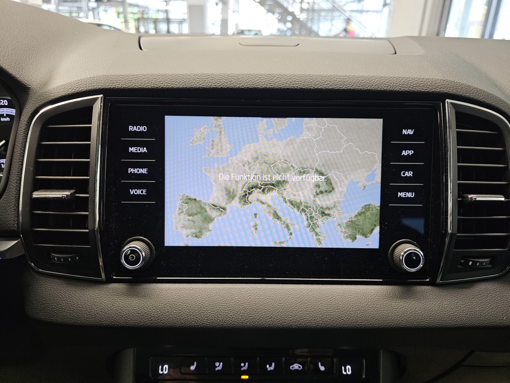 Skoda Karoq bei Hoffmann Automobile in Wolfsburg kaufen und sofort mitnehmen - Bild 15