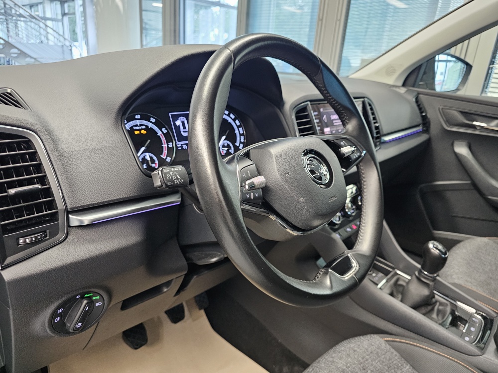 Skoda Karoq bei Hoffmann Automobile in Wolfsburg kaufen und sofort mitnehmen - Bild 23