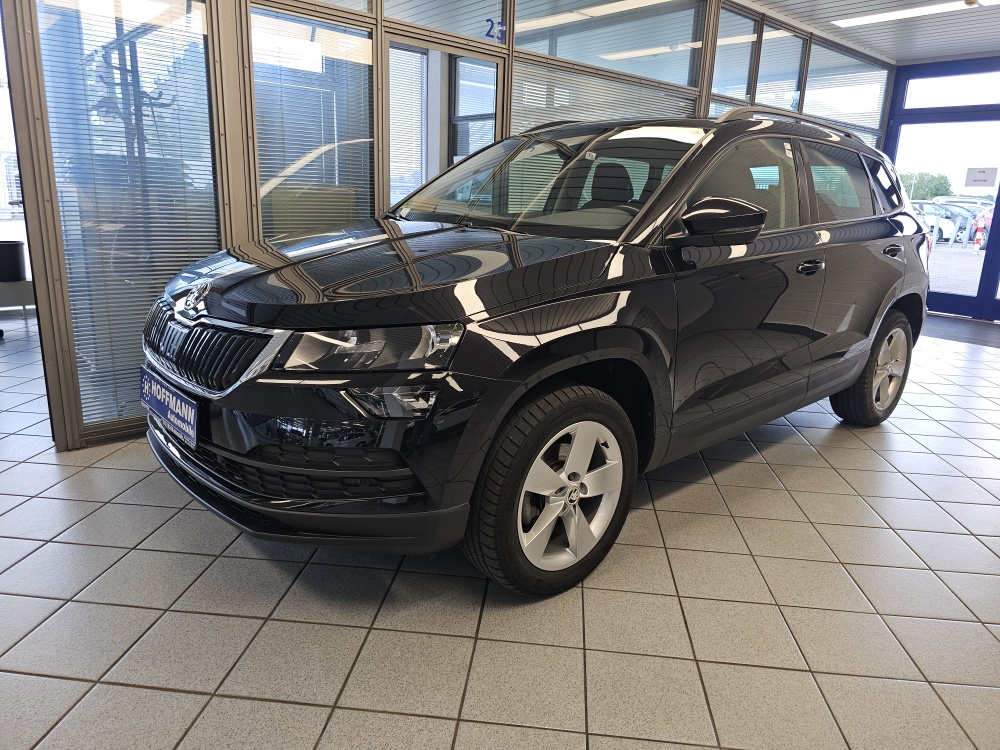 Skoda Karoq bei Hoffmann Automobile in Wolfsburg kaufen und sofort mitnehmen - Bild 1