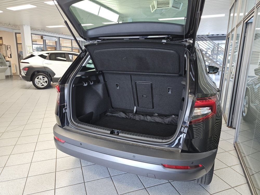 Skoda Karoq bei Hoffmann Automobile in Wolfsburg kaufen und sofort mitnehmen - Bild 2