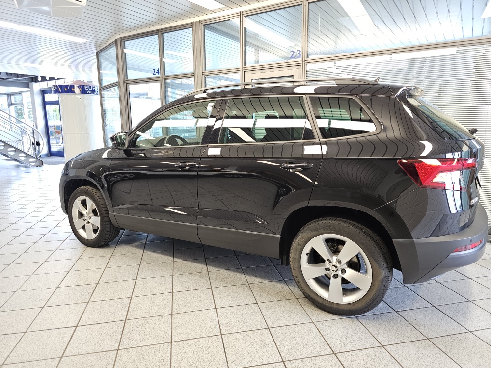 Skoda Karoq bei Hoffmann Automobile in Wolfsburg kaufen und sofort mitnehmen - Bild 23