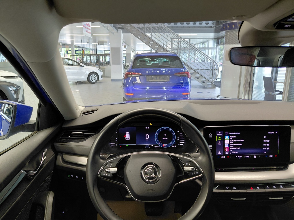 Skoda Octavia Combi bei Hoffmann Automobile in Wolfsburg kaufen und sofort mitnehmen - Bild 19