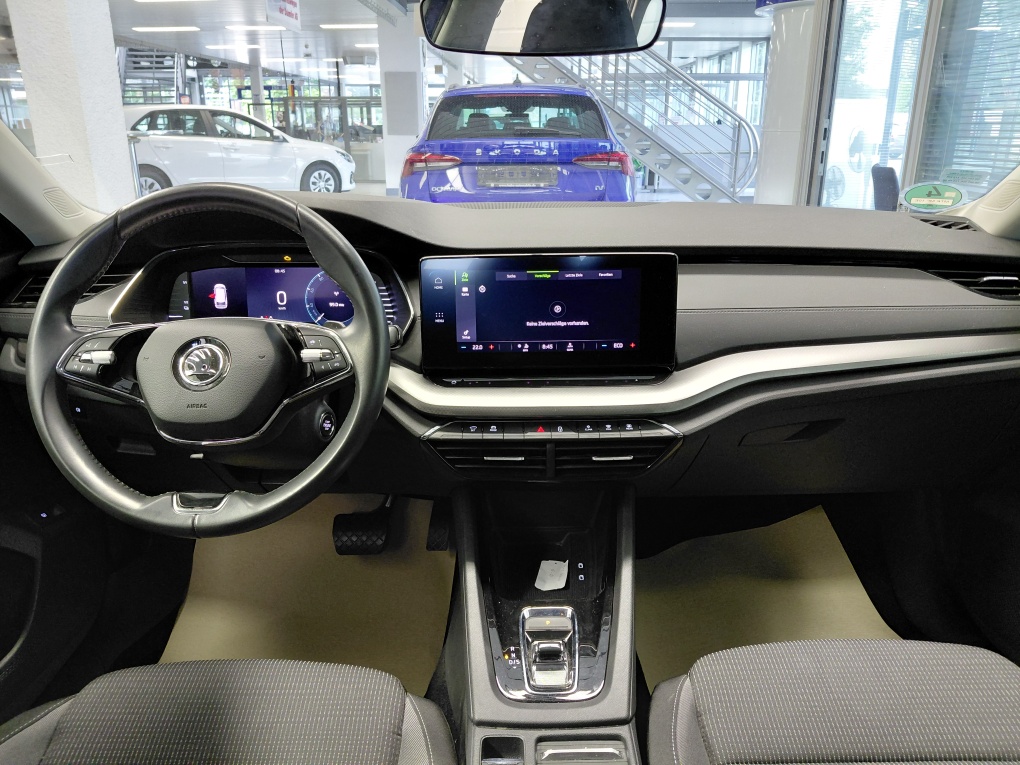 Skoda Octavia Combi bei Hoffmann Automobile in Wolfsburg kaufen und sofort mitnehmen - Bild 6