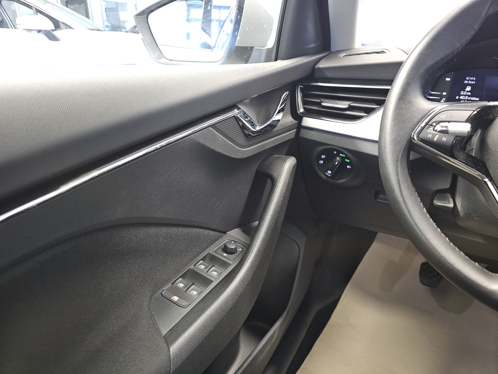 Skoda Kamiq bei Hoffmann Automobile in Wolfsburg kaufen und sofort mitnehmen - Bild 18