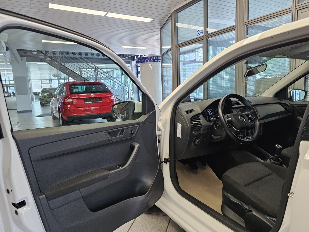 Skoda Fabia bei Hoffmann Automobile in Wolfsburg kaufen und sofort mitnehmen - Bild 20