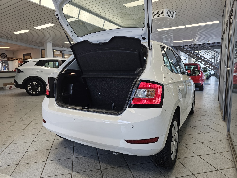 Skoda Fabia bei Hoffmann Automobile in Wolfsburg kaufen und sofort mitnehmen - Bild 3
