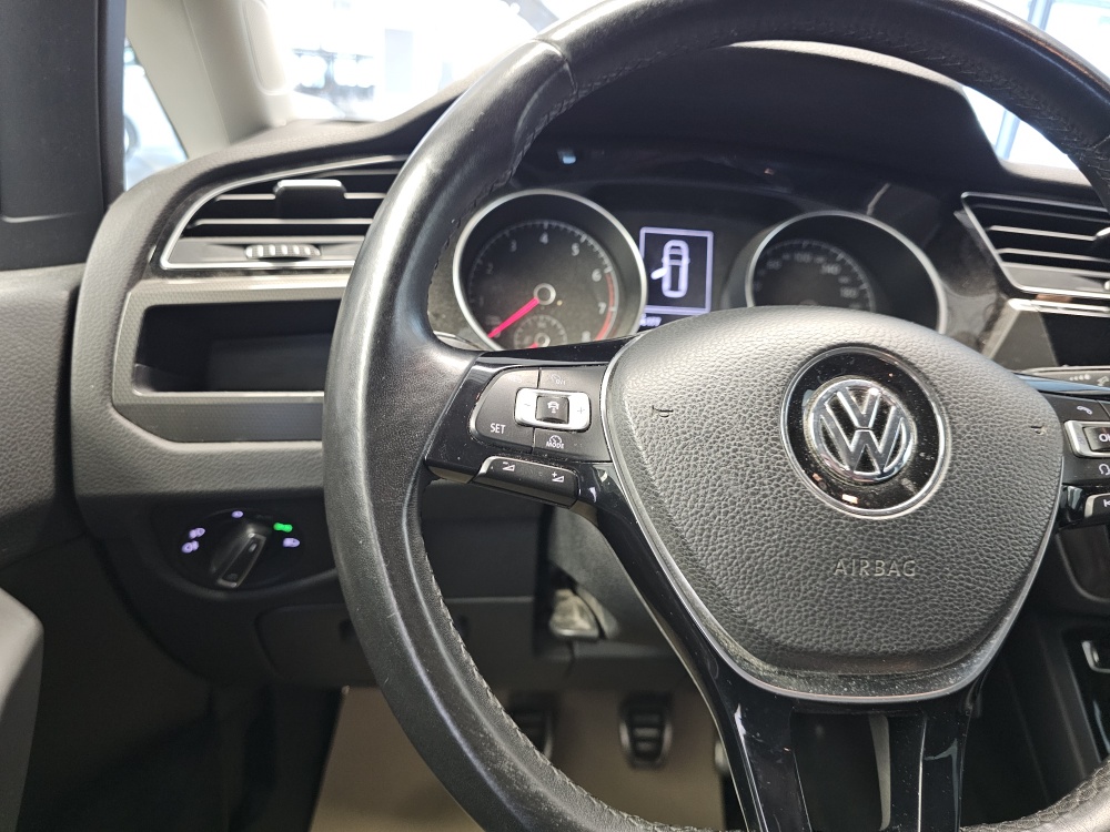 VW Touran bei Hoffmann Automobile in Wolfsburg kaufen und sofort mitnehmen - Bild 17