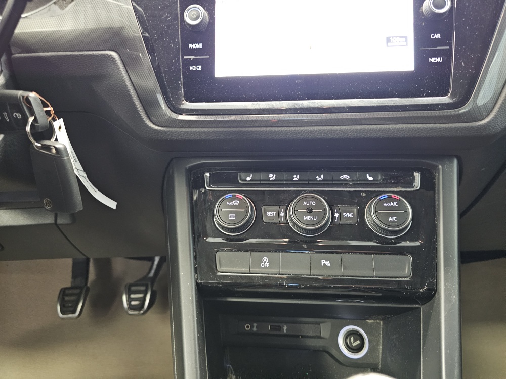 VW Touran bei Hoffmann Automobile in Wolfsburg kaufen und sofort mitnehmen - Bild 9