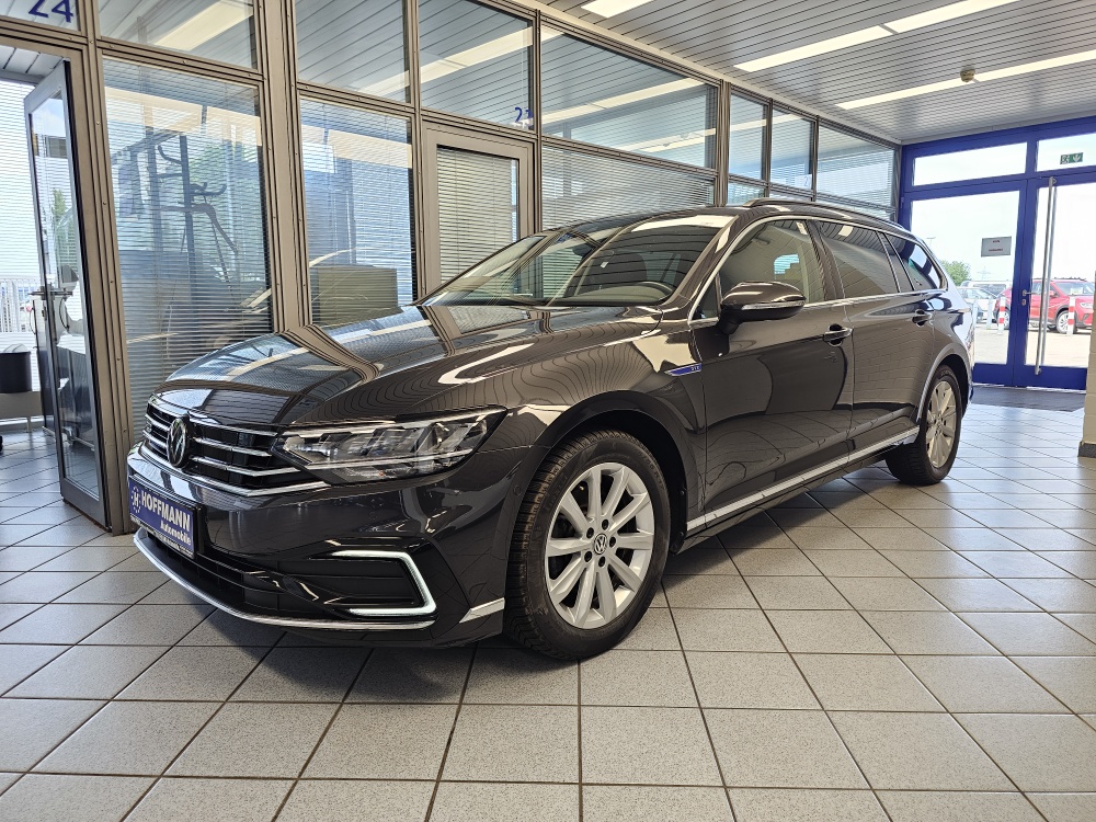 VW Passat Variant bei Hoffmann Automobile in Wolfsburg kaufen und sofort mitnehmen - Bild 1