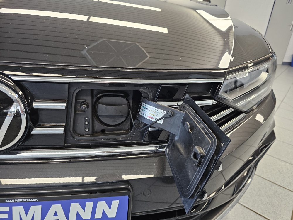 VW Passat Variant bei Hoffmann Automobile in Wolfsburg kaufen und sofort mitnehmen - Bild 38