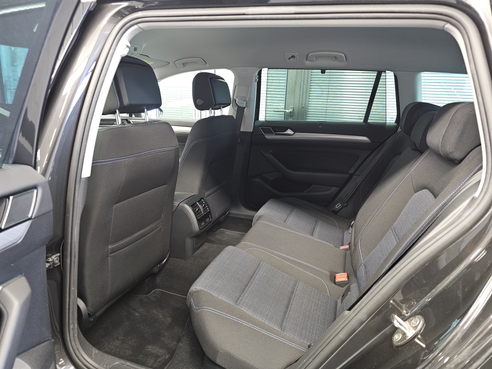 VW Passat Variant bei Hoffmann Automobile in Wolfsburg kaufen und sofort mitnehmen - Bild 8
